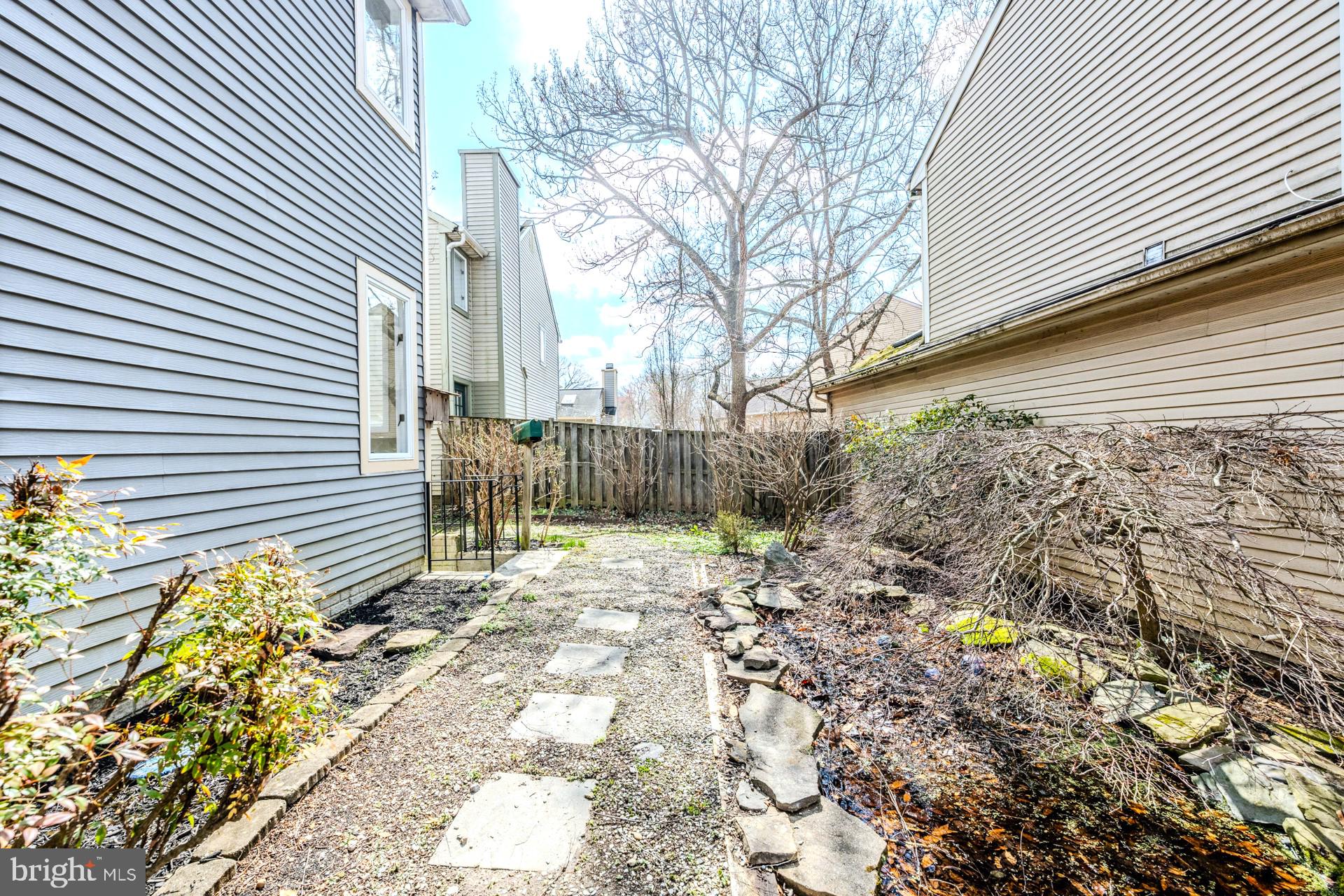 4901 COLONEL CONTEE PLACE