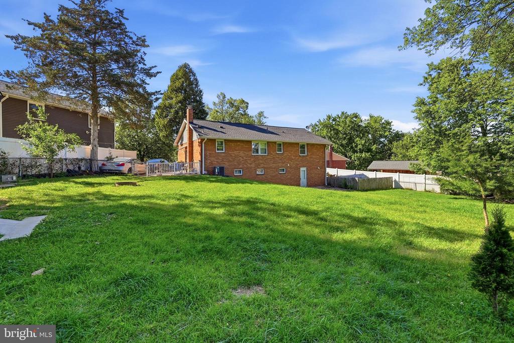 5900 WESTBROOK TERRACE