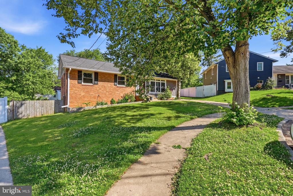 5900 WESTBROOK TERRACE