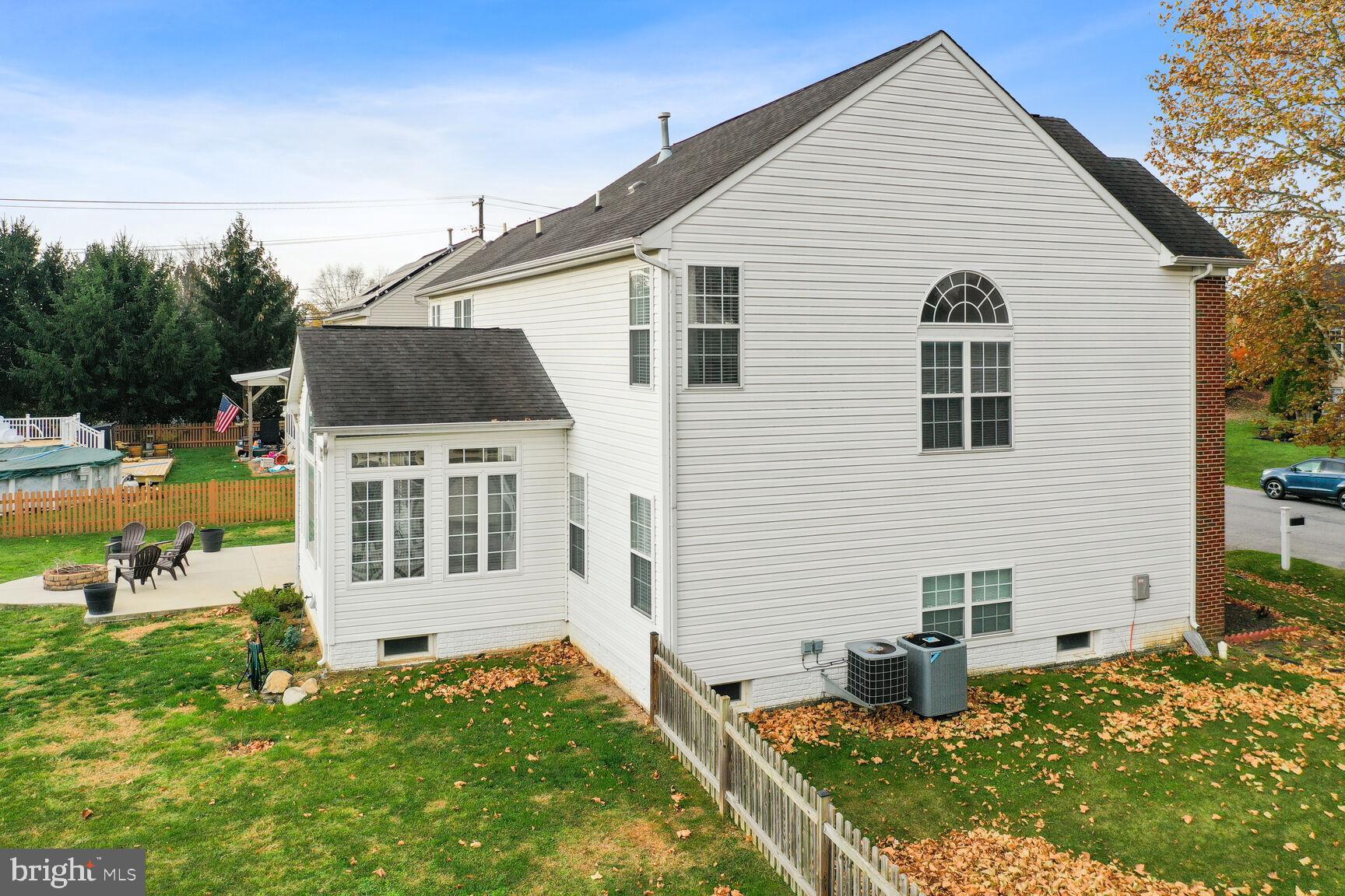 11005 SUFFOLK DRIVE