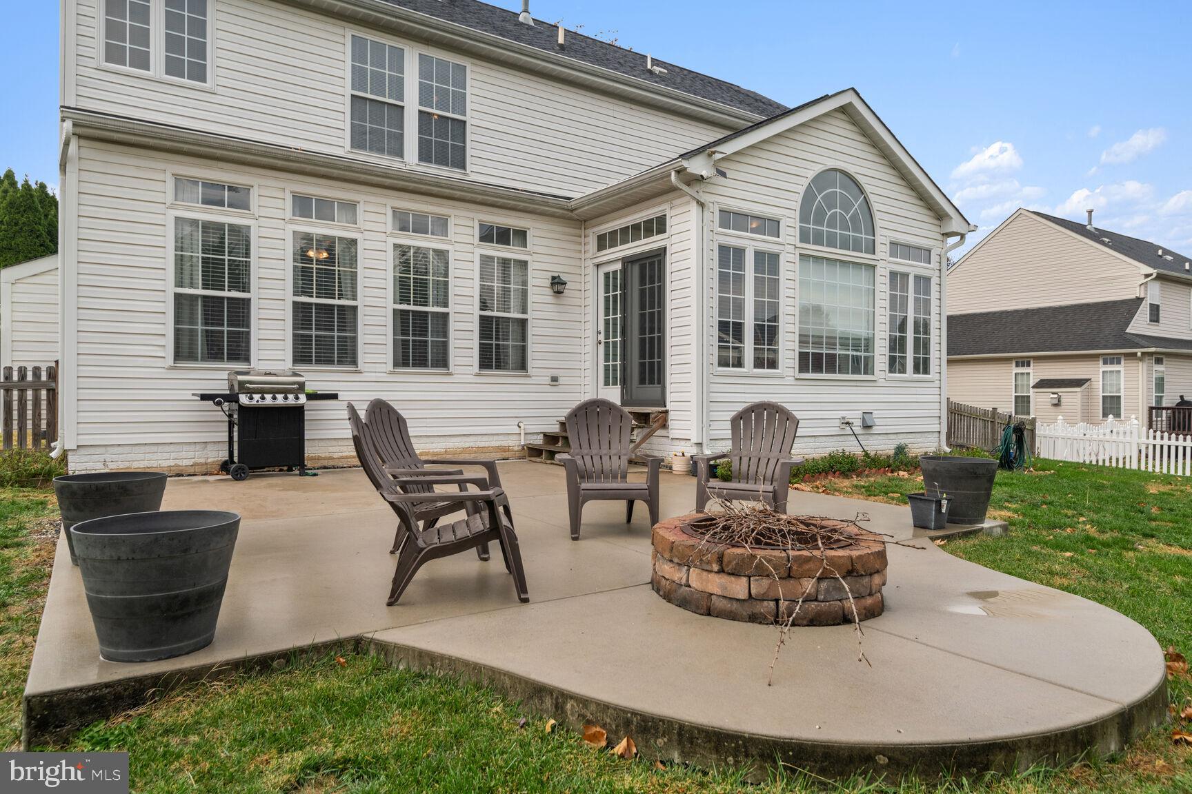11005 SUFFOLK DRIVE