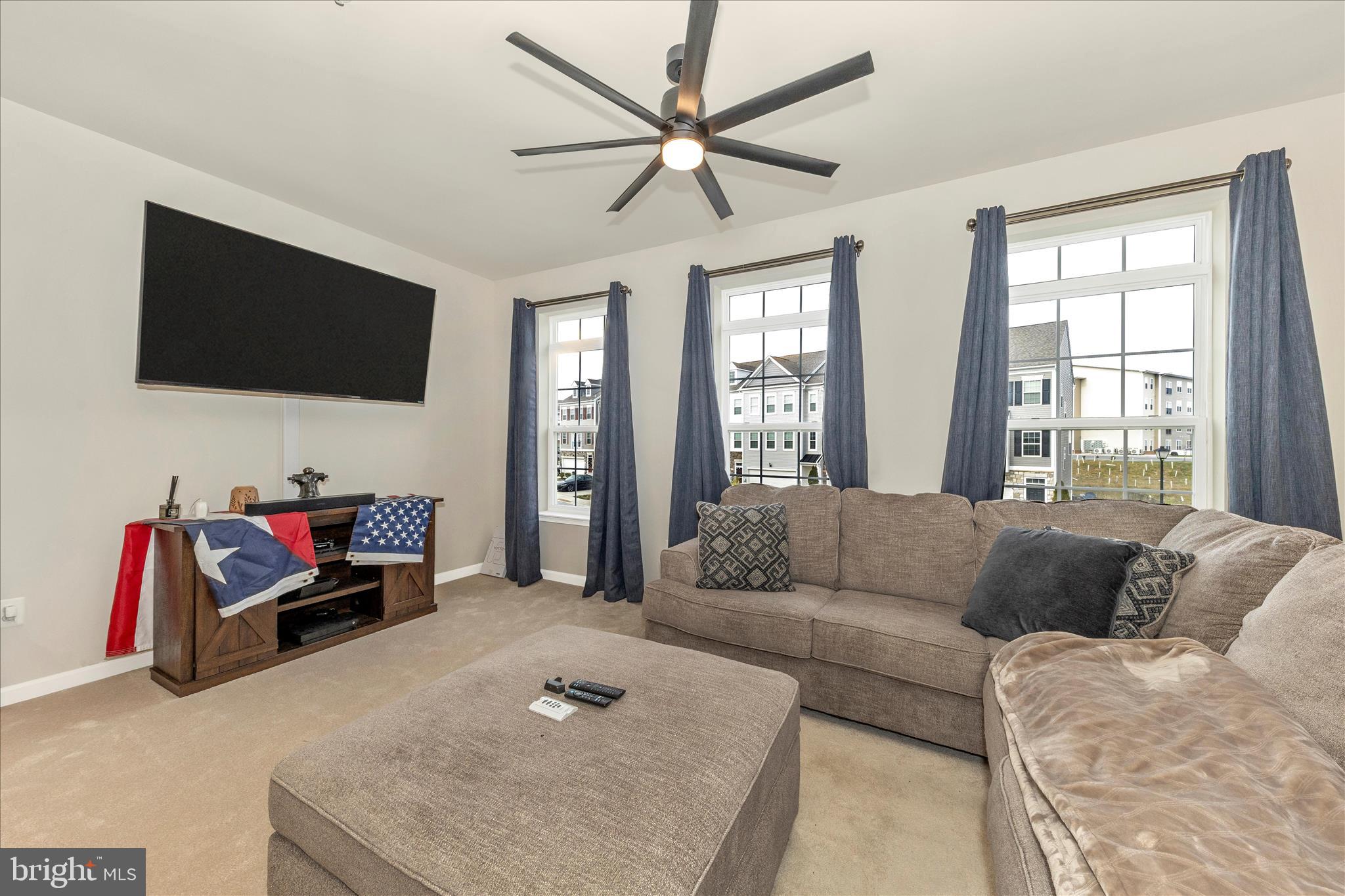 20213 CAPITAL LANE