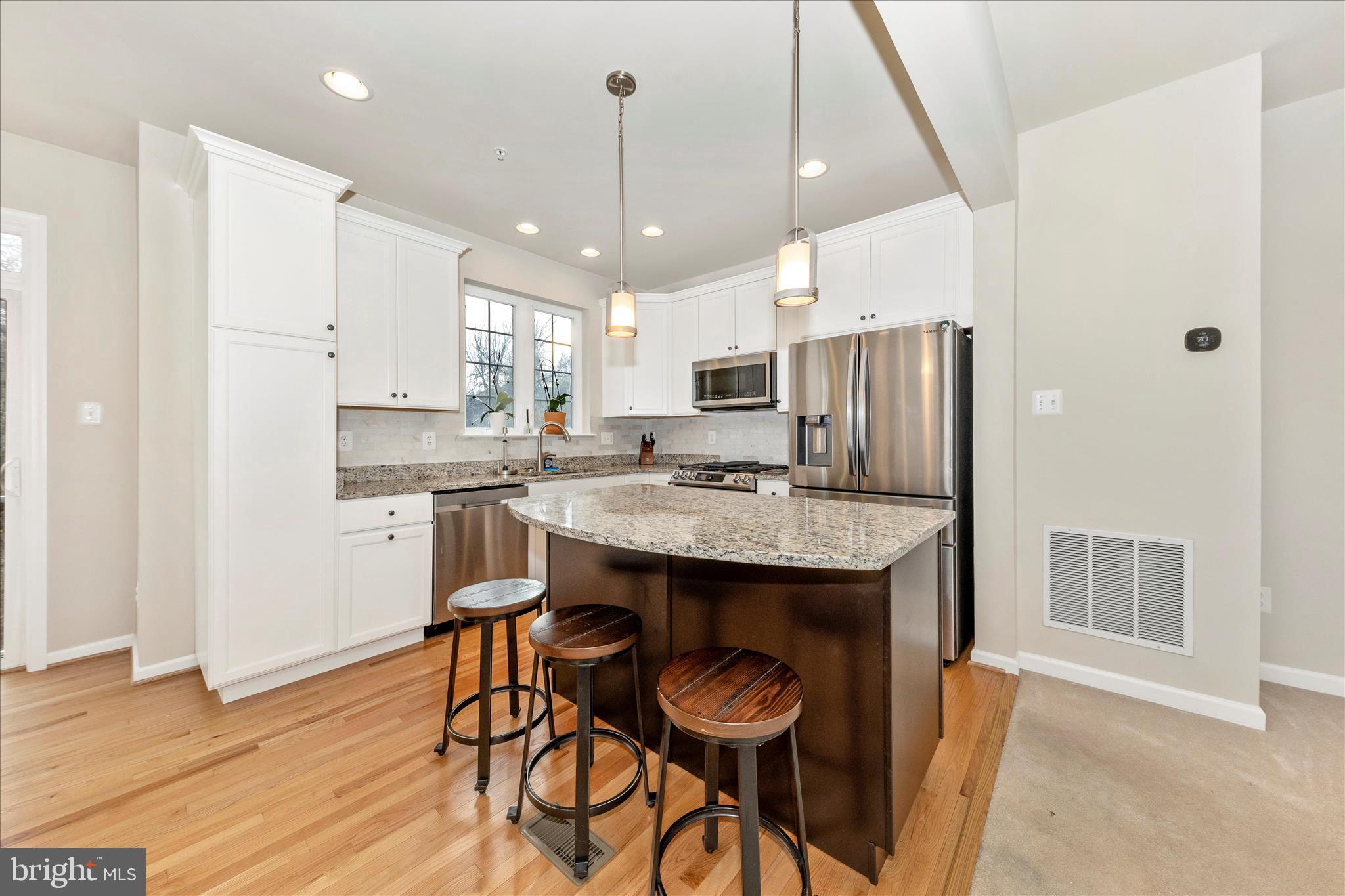 20213 CAPITAL LANE