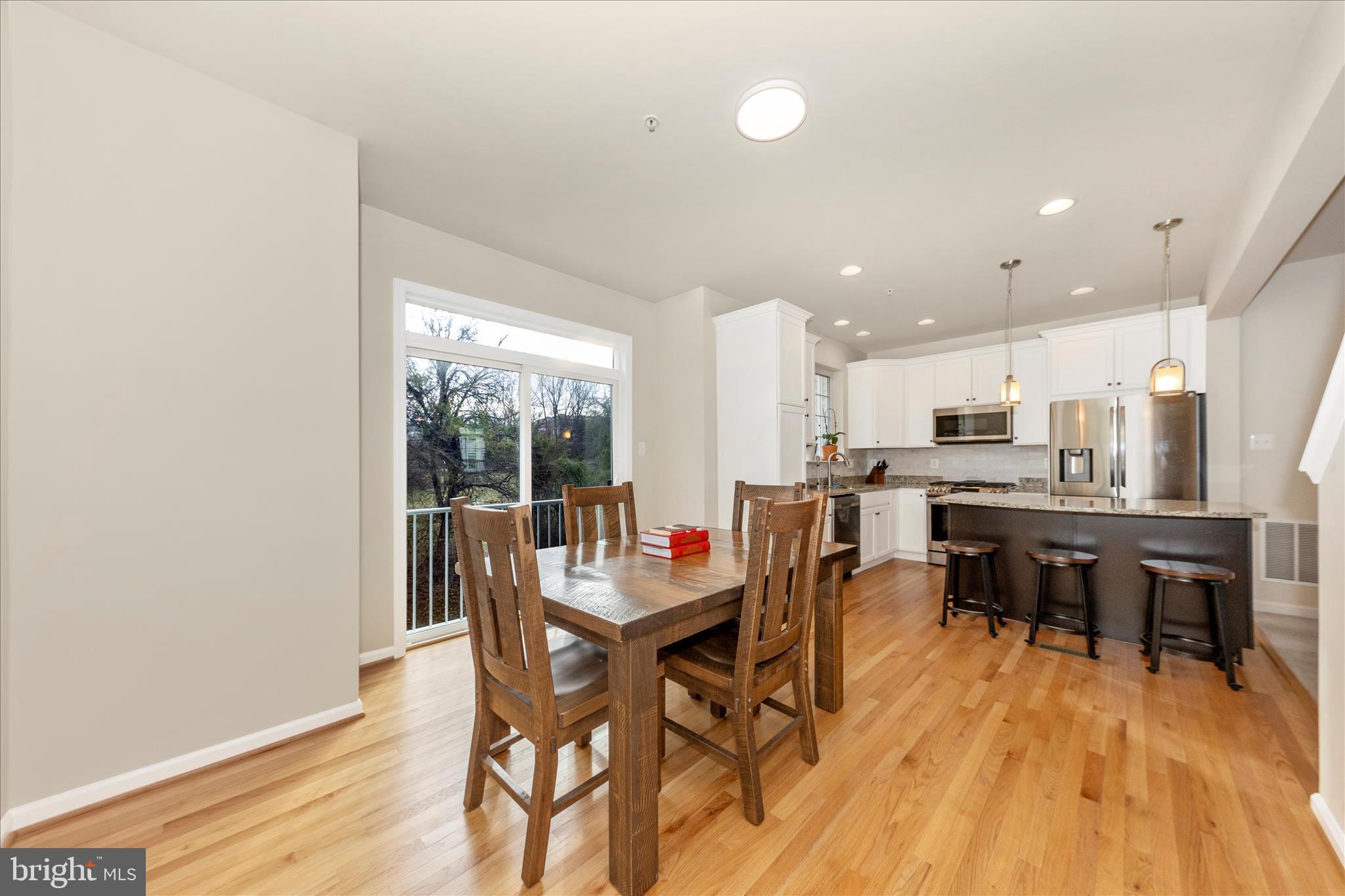 20213 CAPITAL LANE