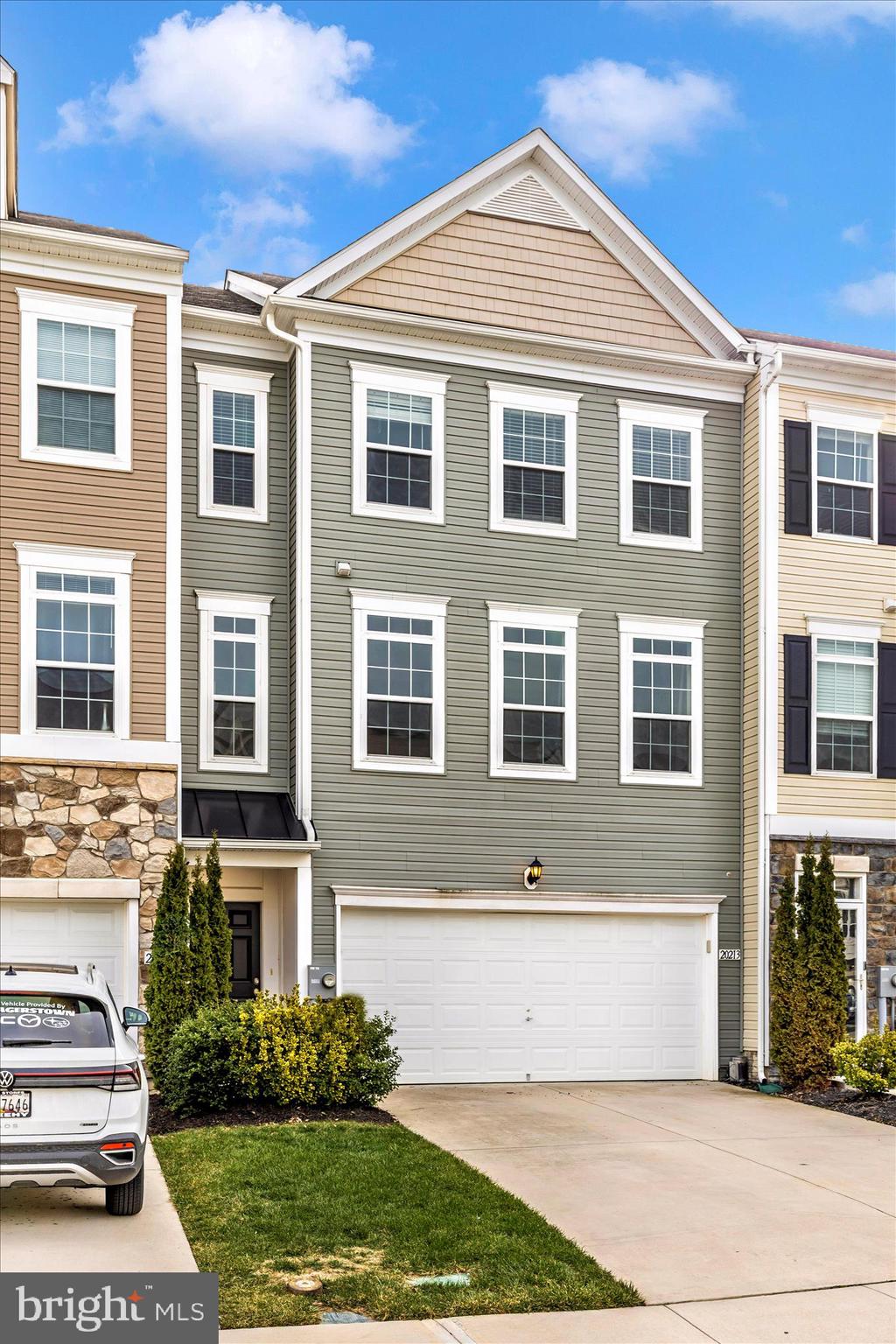20213 CAPITAL LANE