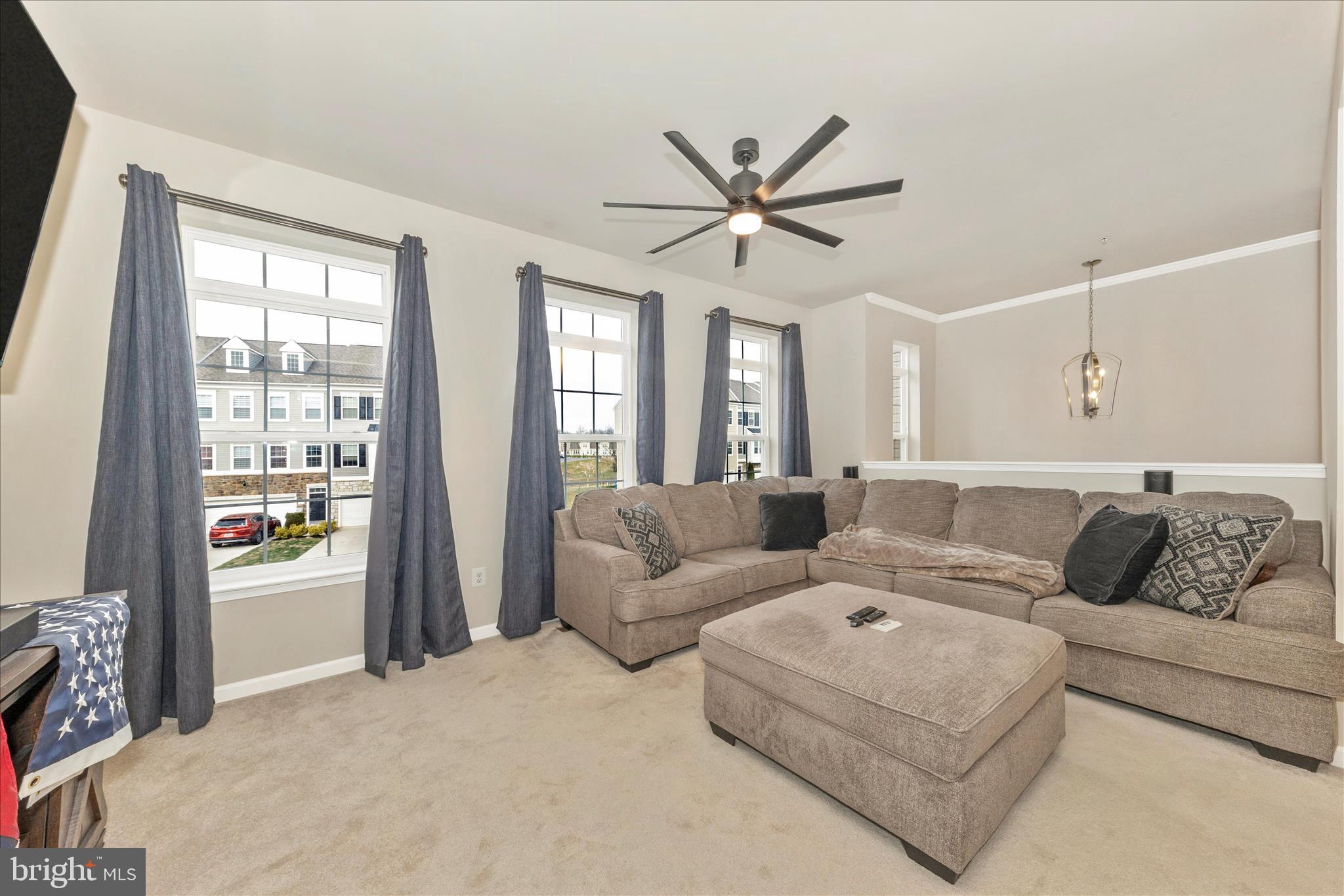 20213 CAPITAL LANE