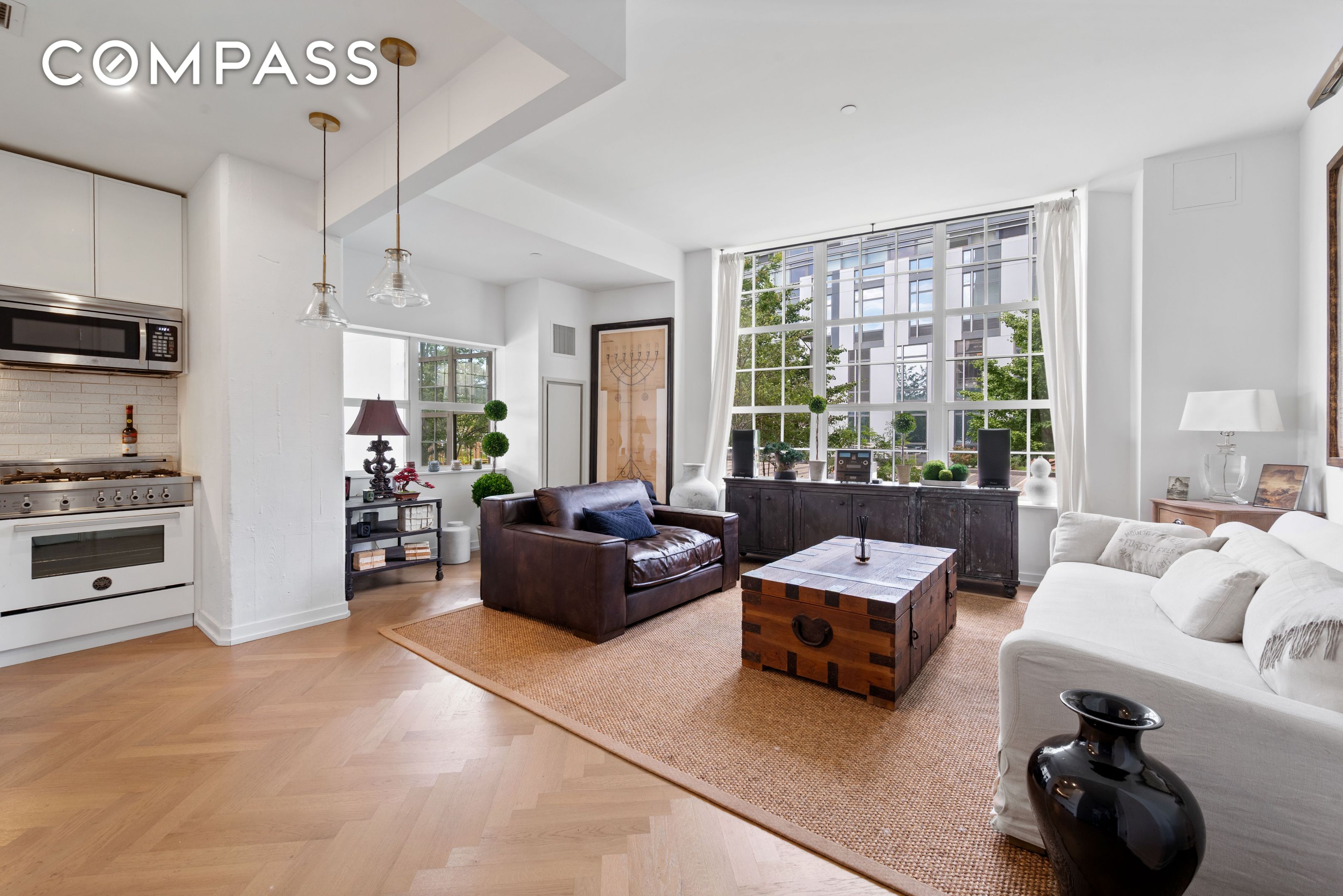 184 Kent Avenue C107