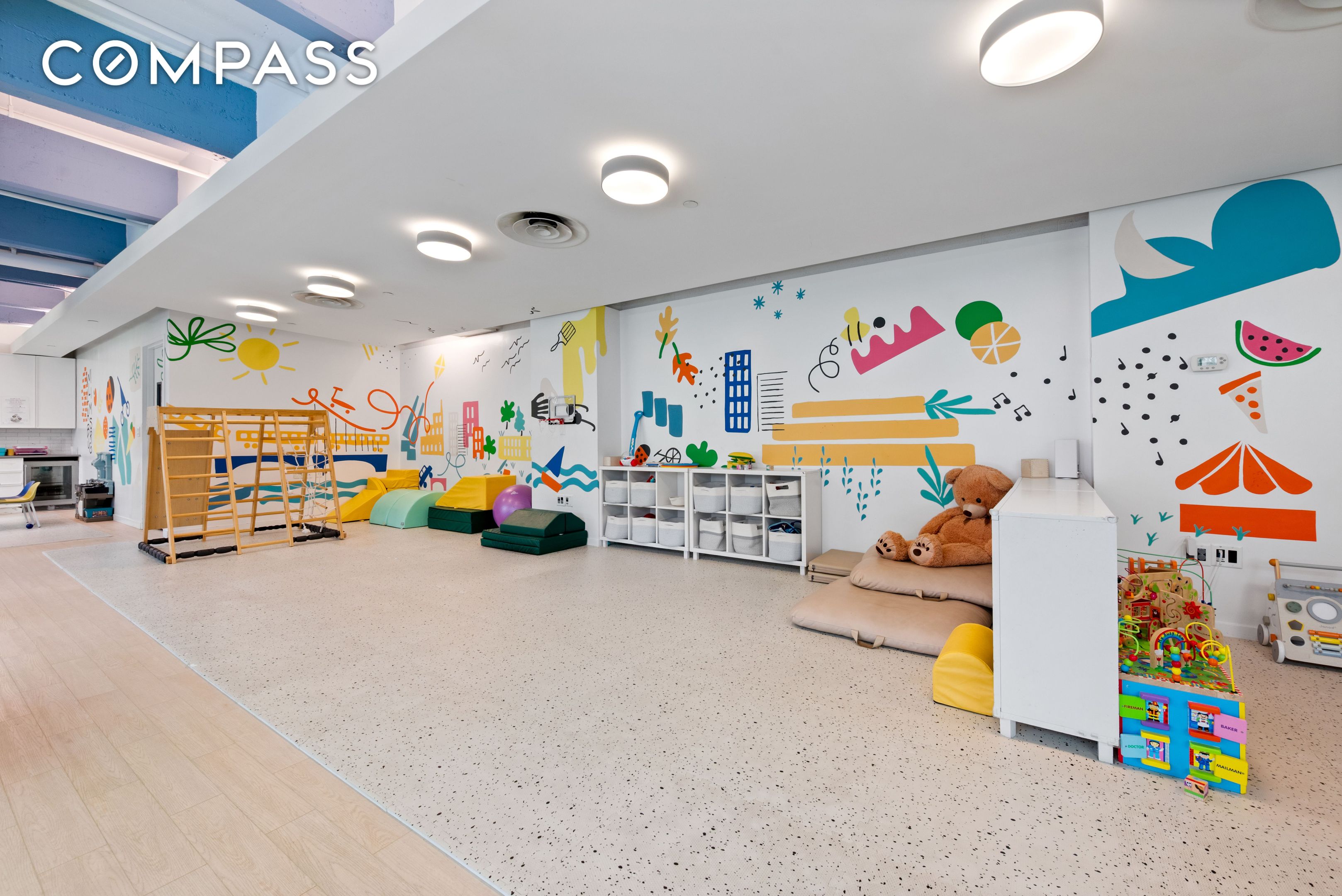 184 Kent Avenue C107