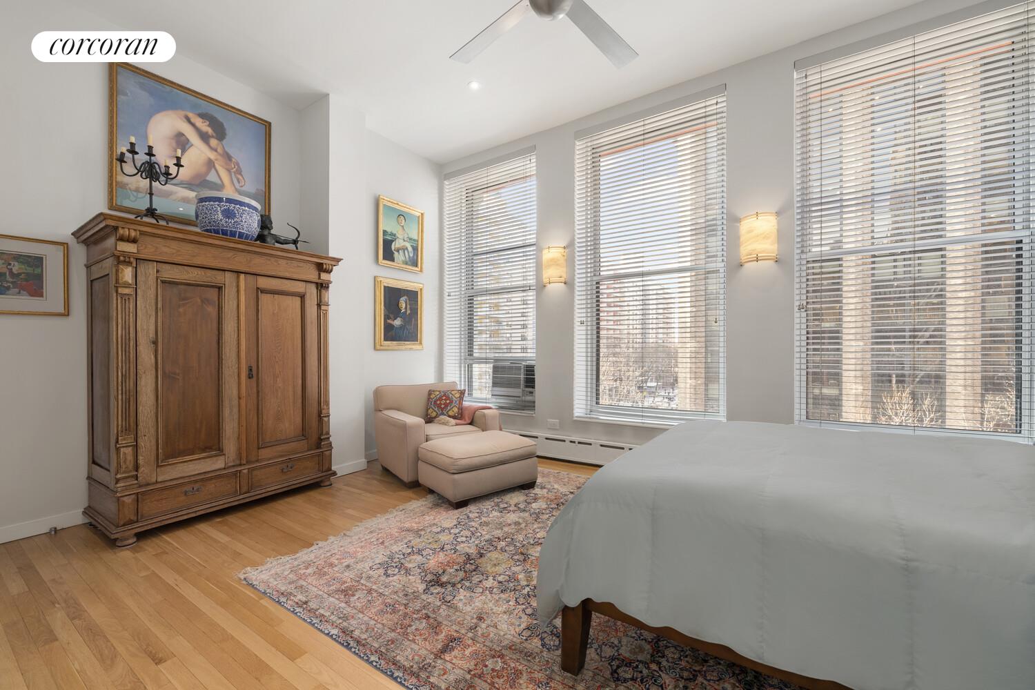250 MERCER Street C412