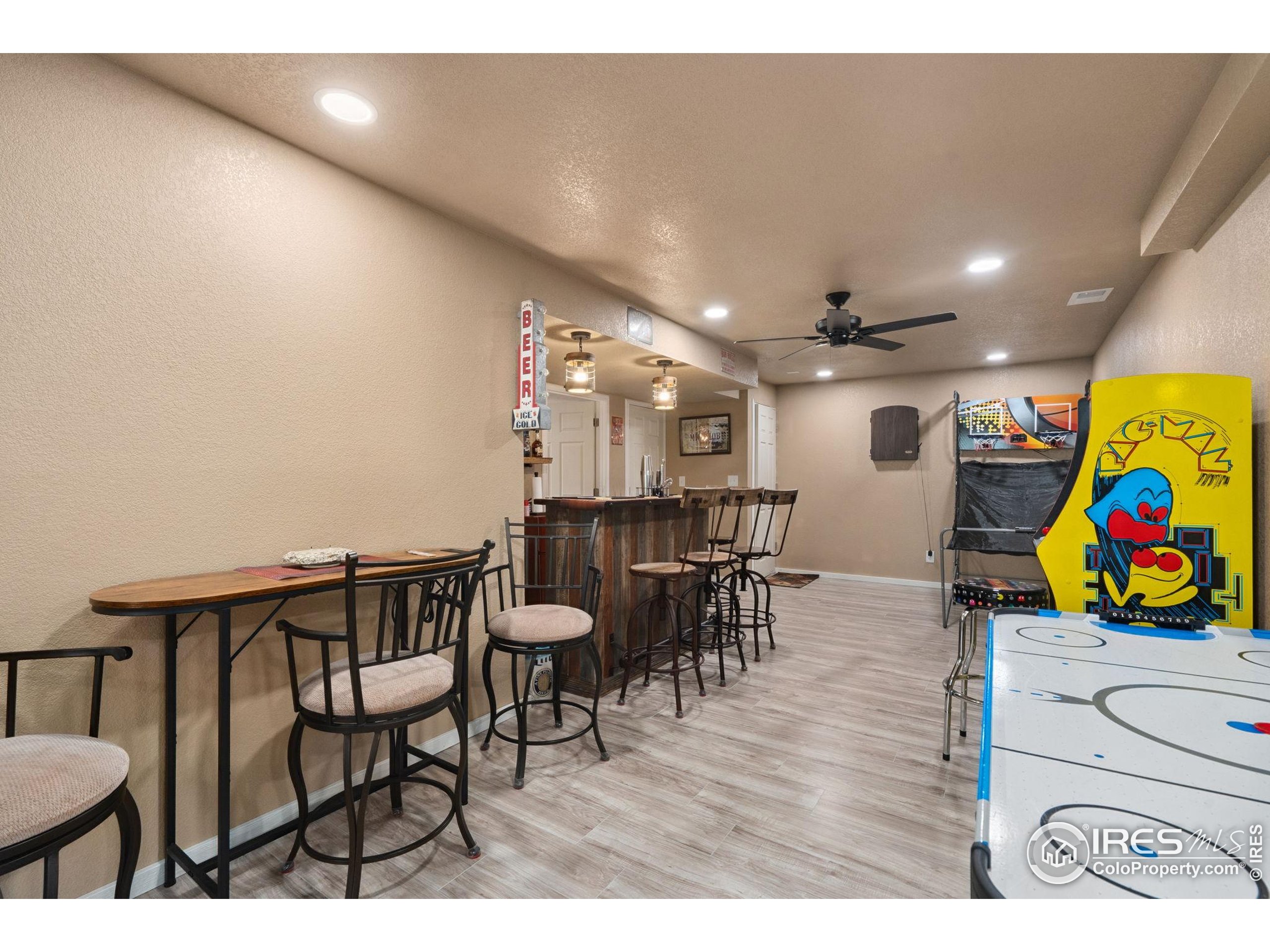 4521 Mesa Verde Dr