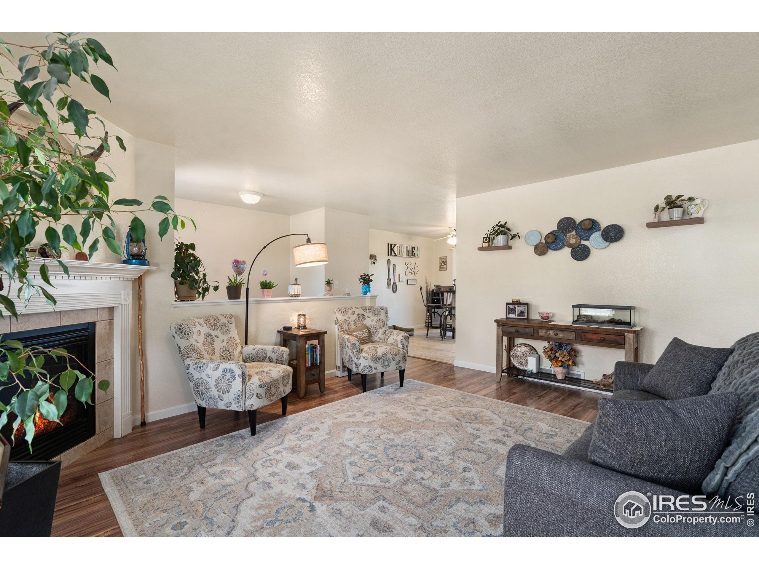 4521 Mesa Verde Dr
