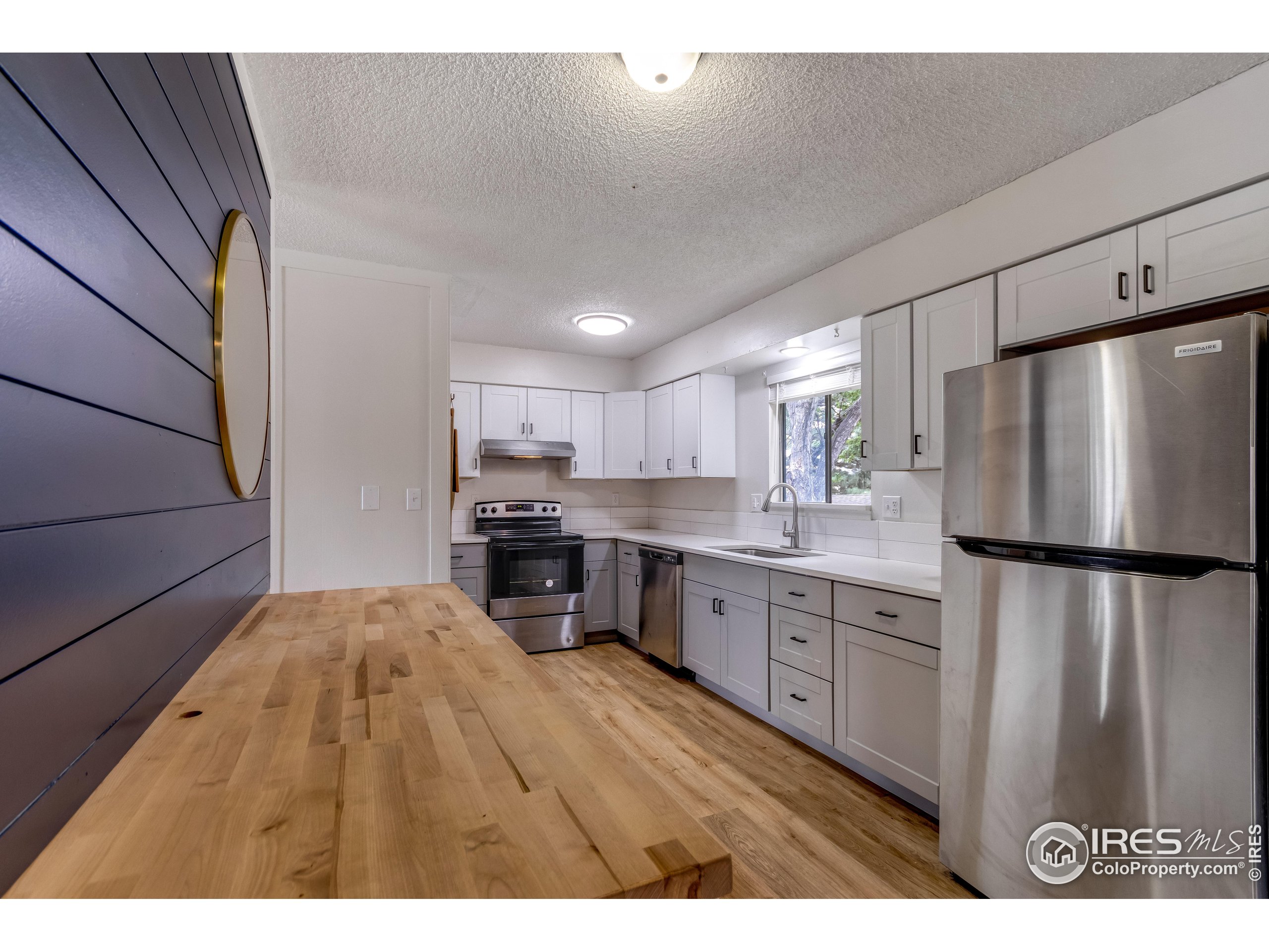 2724 W 17th St Rd