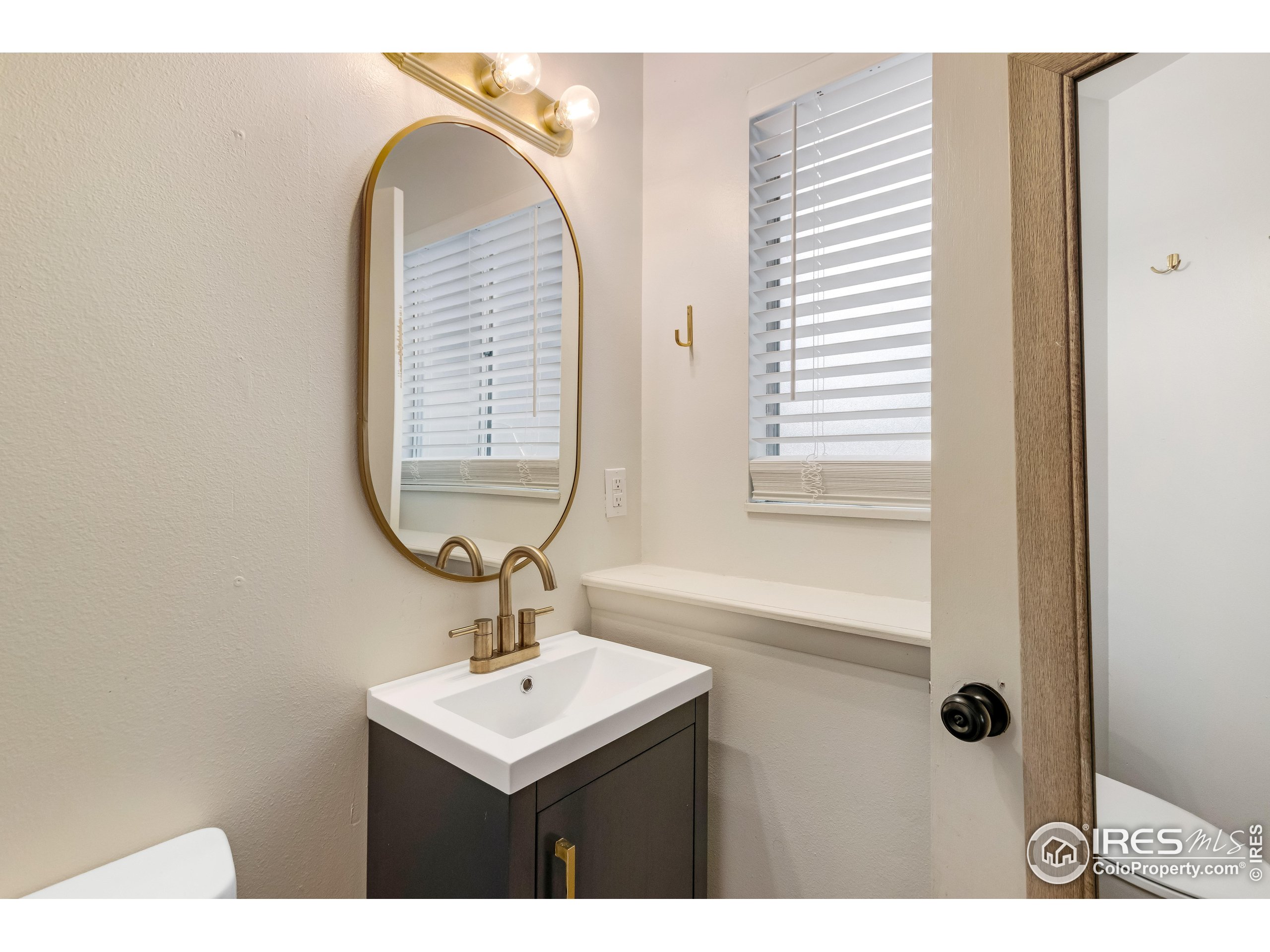 2724 W 17th St Rd