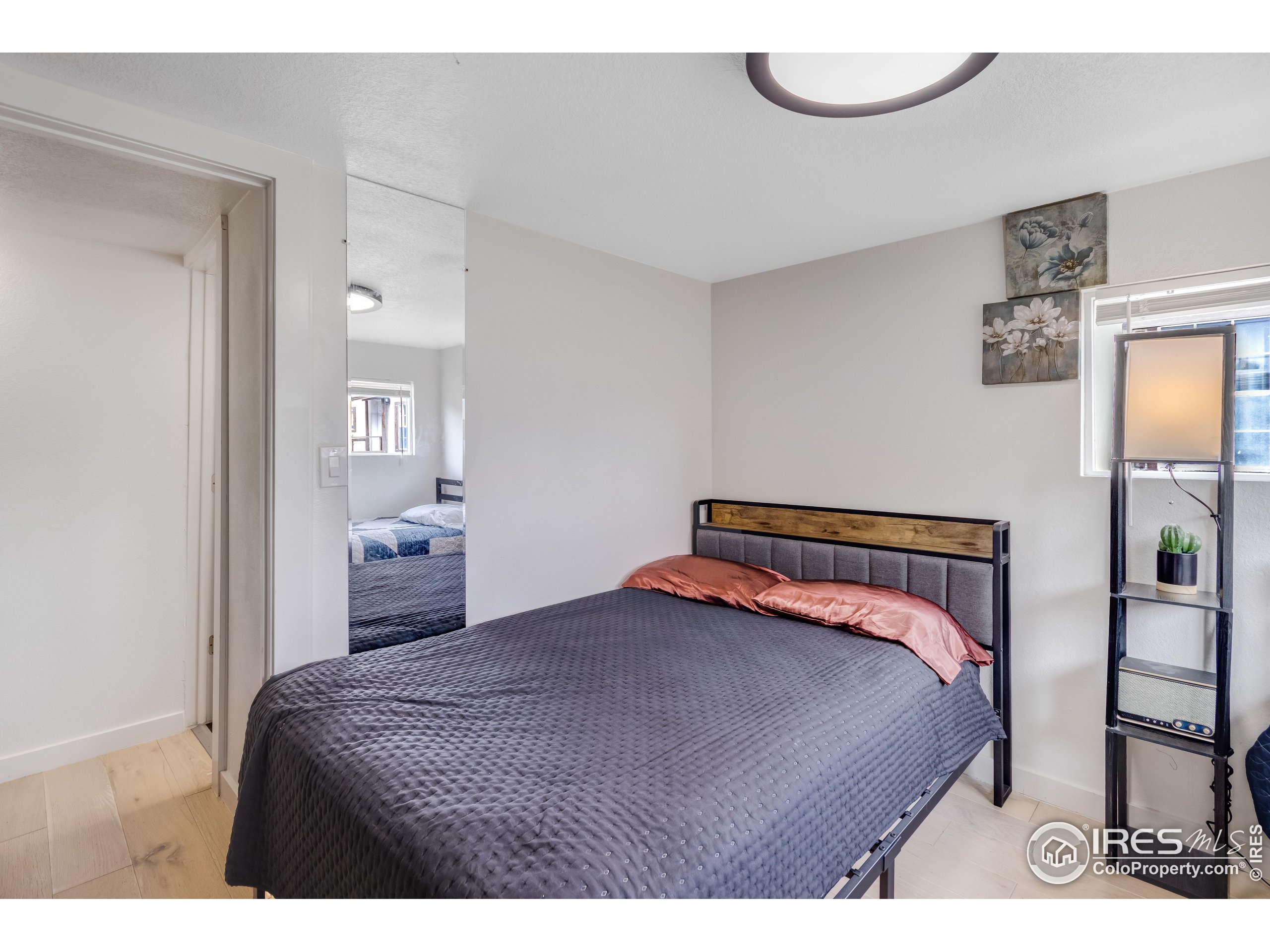 221 W 57th St B67