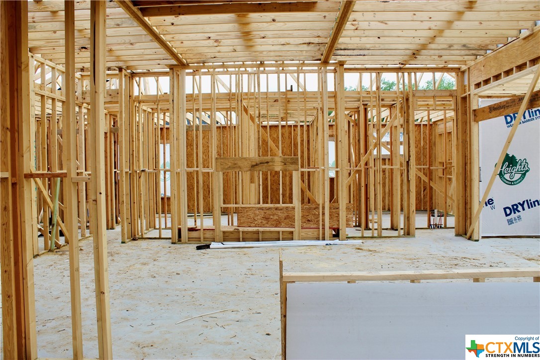 8505 Spring Creek Loop