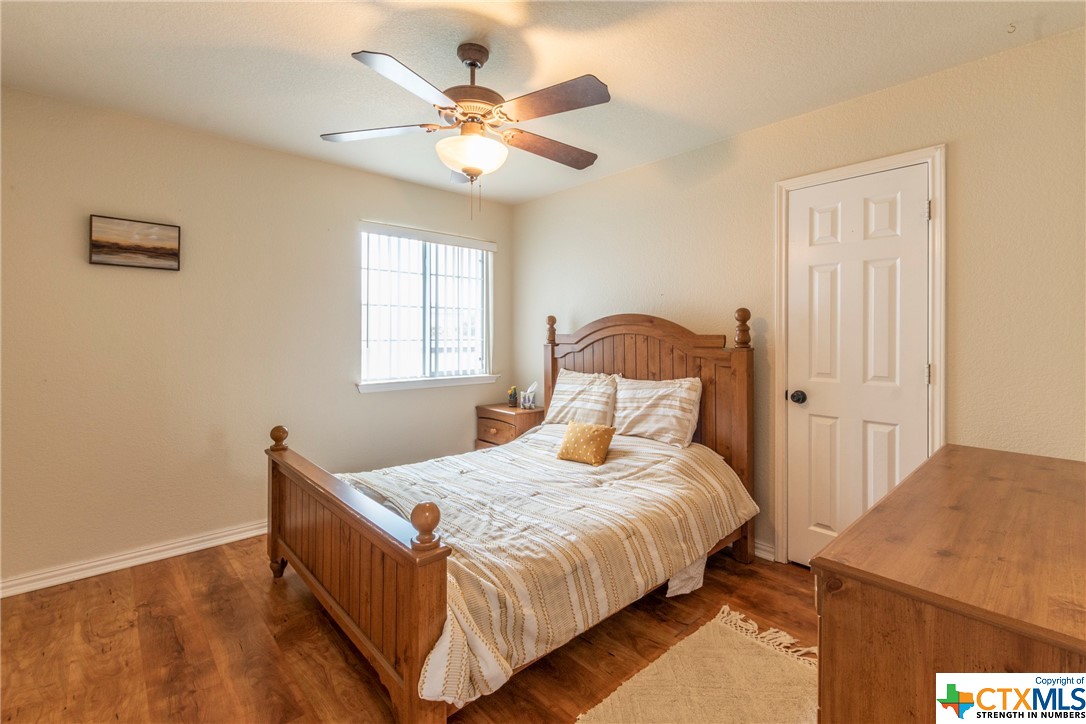 5201 Western Swing Court