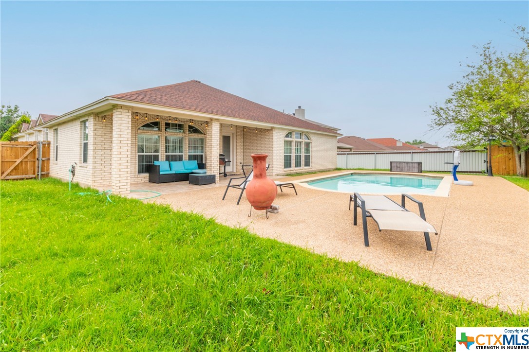 5201 Western Swing Court