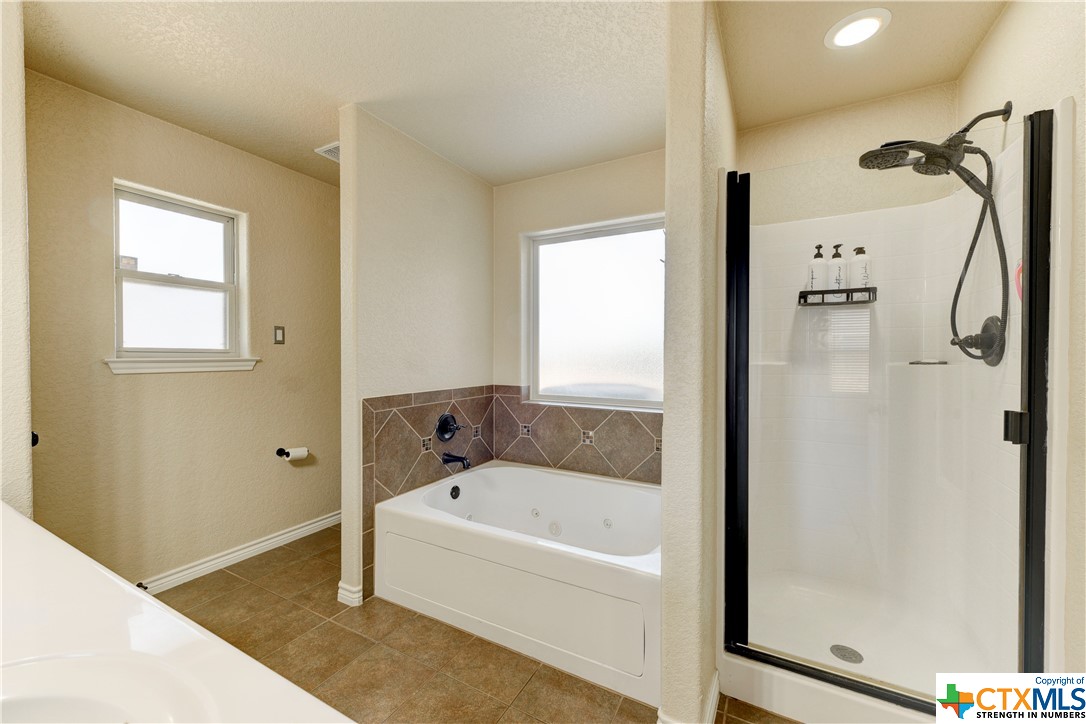 6807 Deorsam Loop