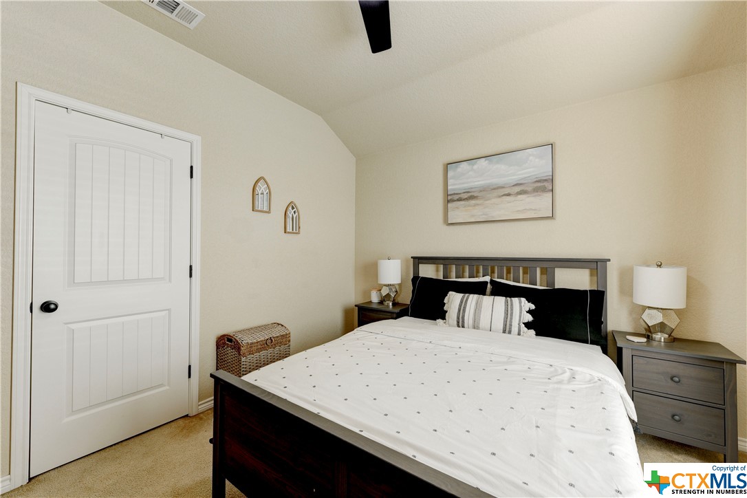 6807 Deorsam Loop