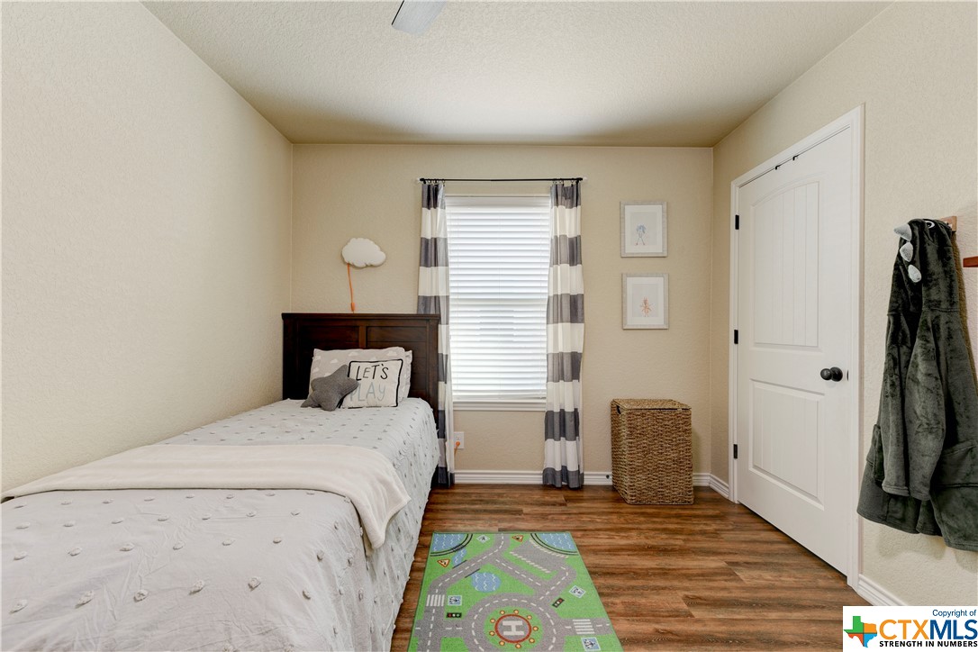 6807 Deorsam Loop