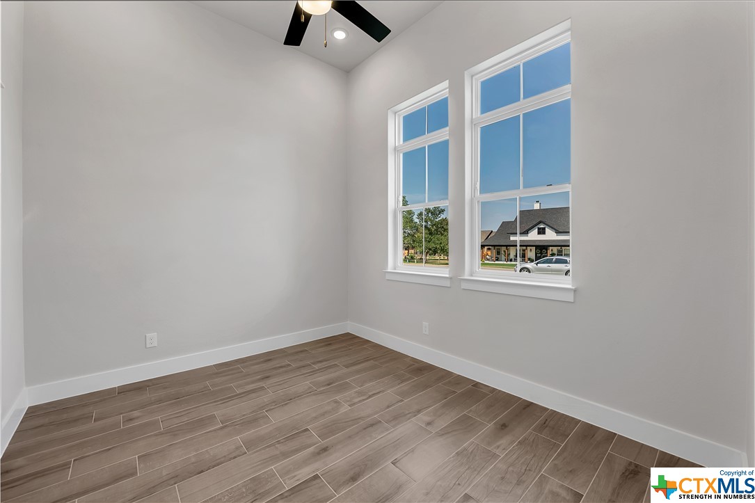8526 Spring Creek Loop