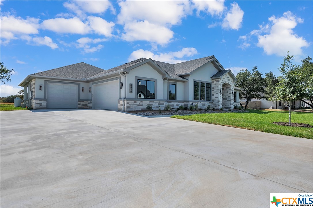 8526 Spring Creek Loop