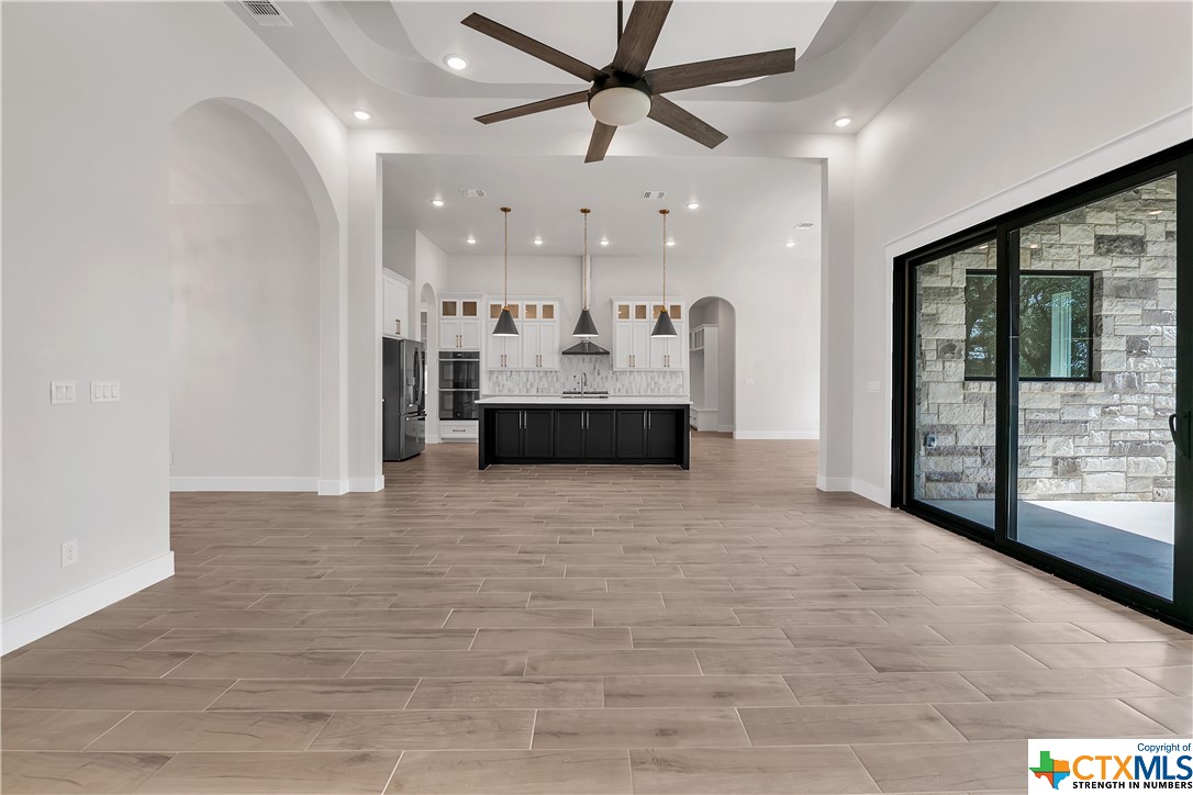 8526 Spring Creek Loop