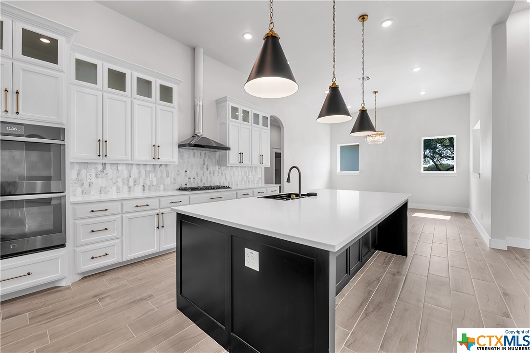 8526 Spring Creek Loop