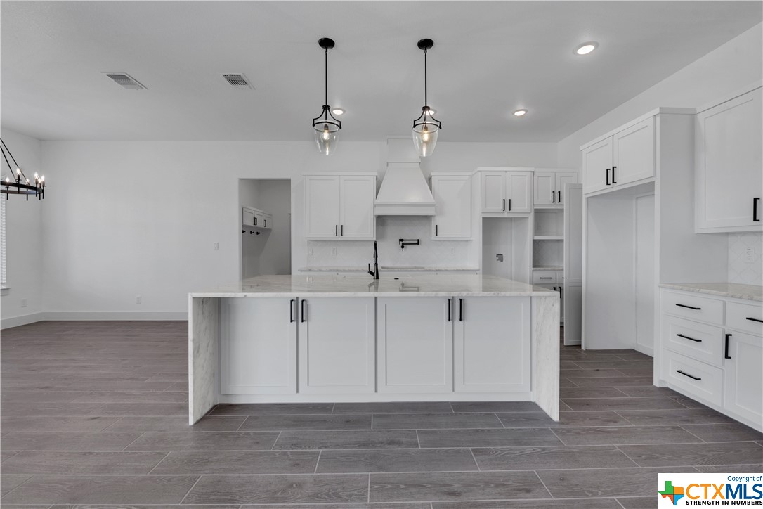 5615 Lone Ranger Ct