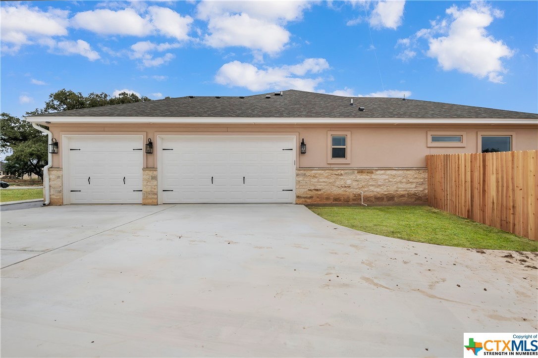 5609 Lone Ranger Court