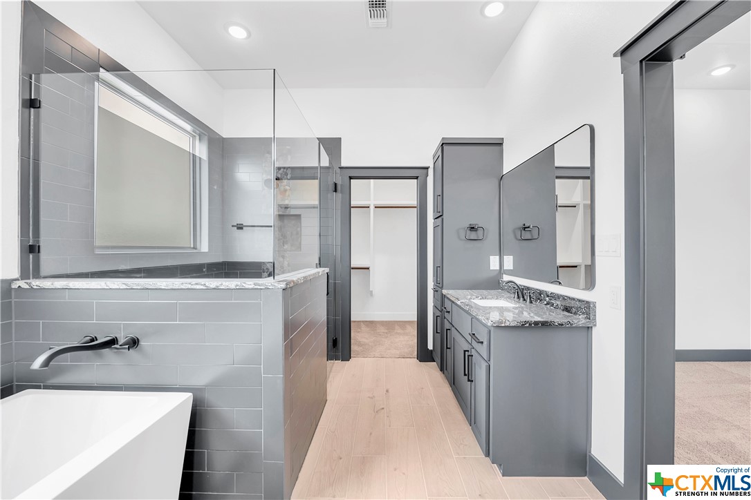 5609 Lone Ranger Court