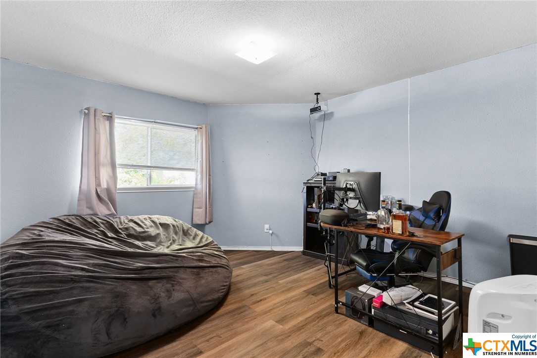 1502 Judy Lane