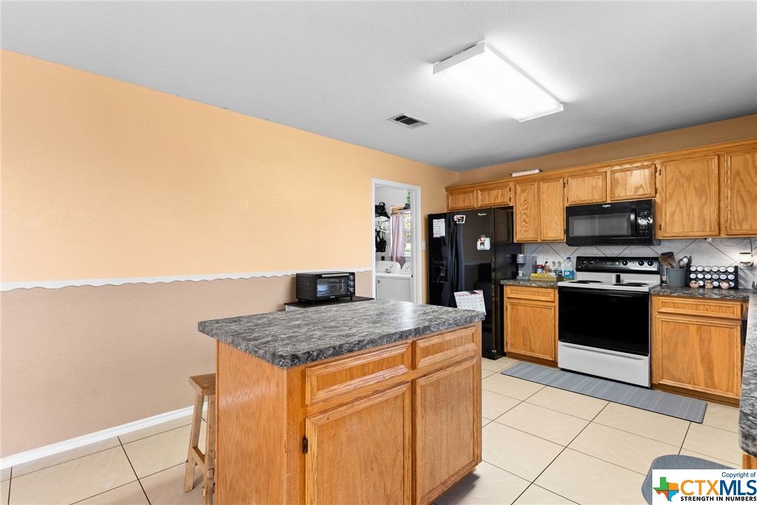 1502 Judy Lane