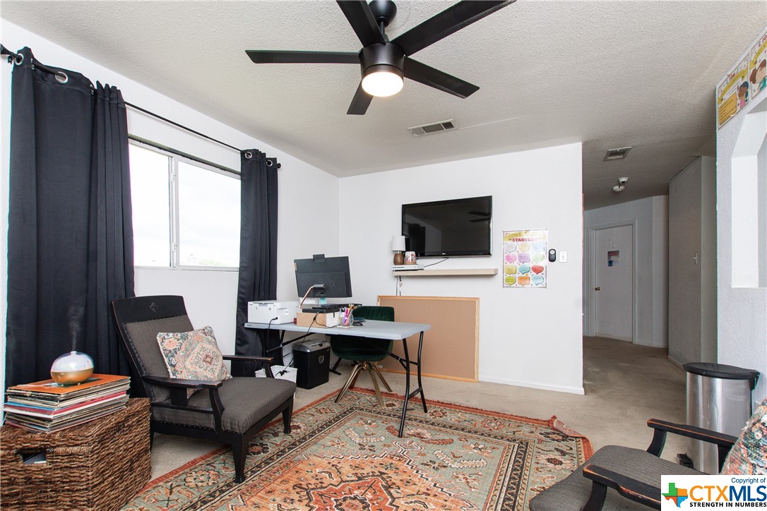 3005 Lantana