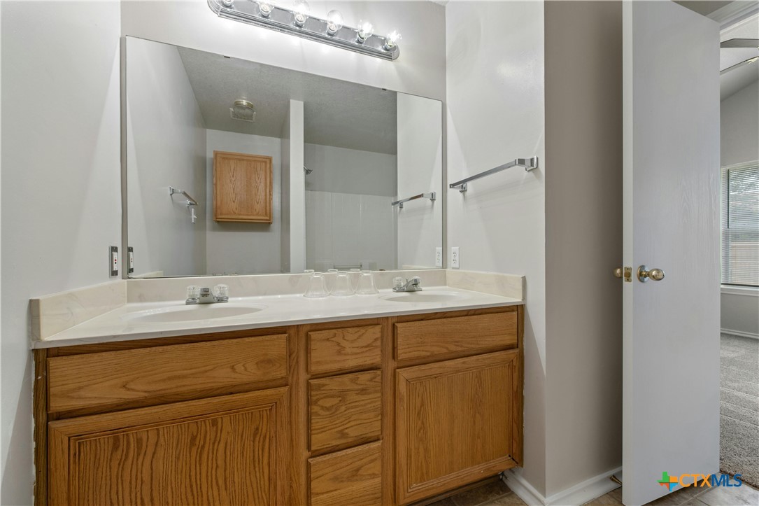 2604 Rampart Loop