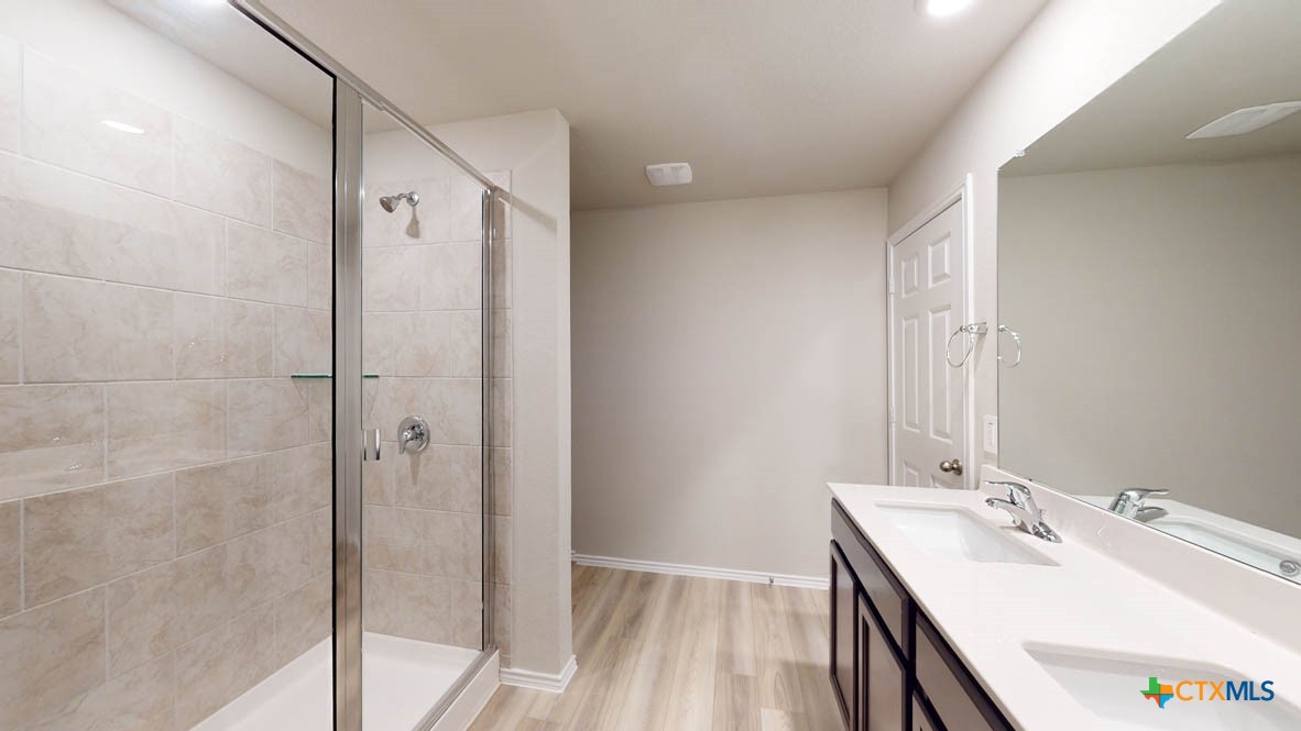 1305 Peppermint Drive