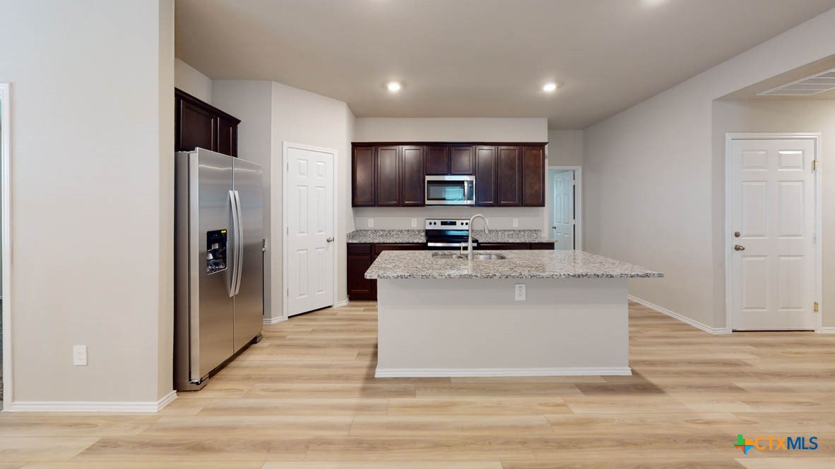 1305 Peppermint Drive