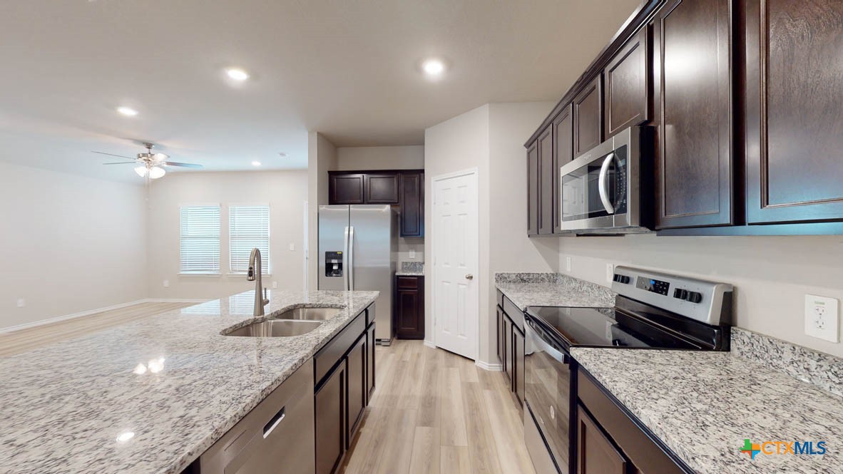 1305 Peppermint Drive