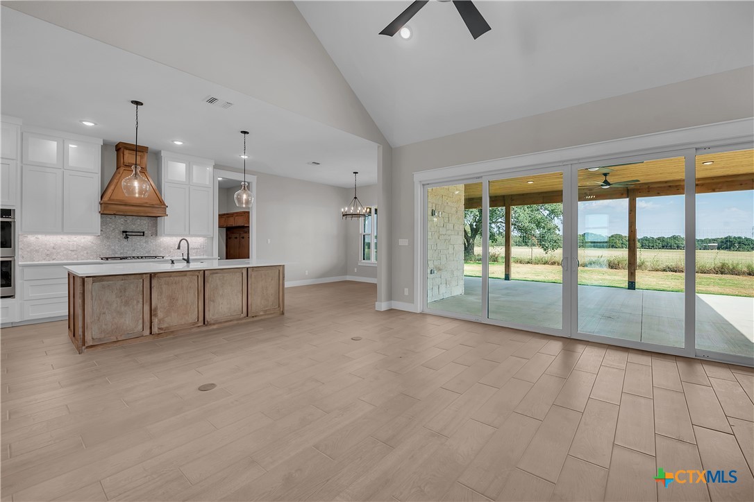 6901 Cherry Laurel