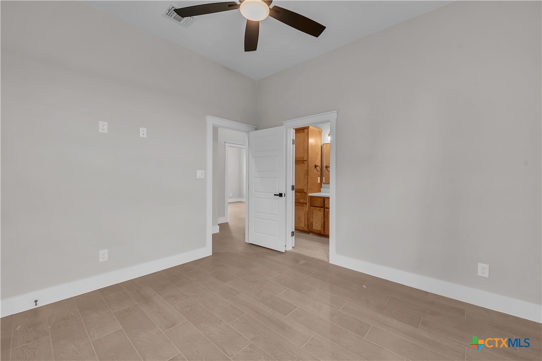 6901 Cherry Laurel