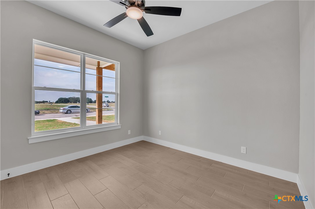 6901 Cherry Laurel