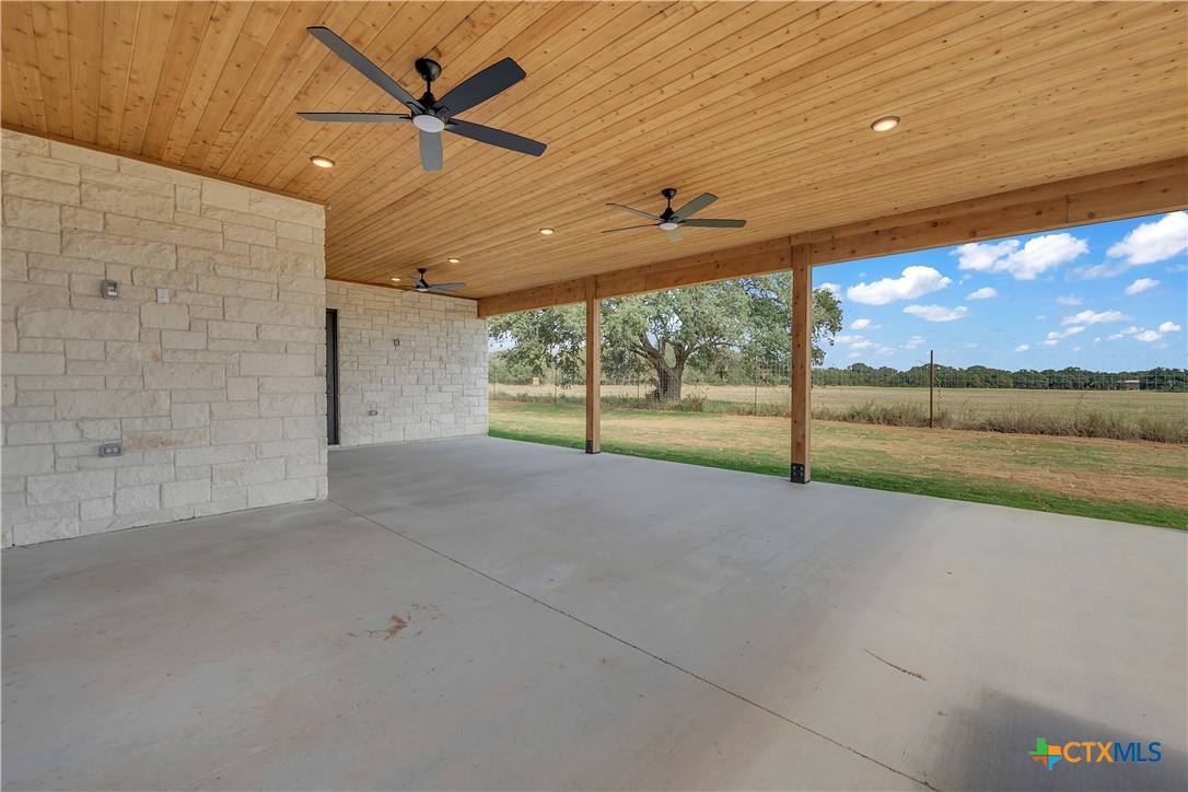 6901 Cherry Laurel
