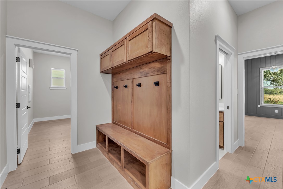 6901 Cherry Laurel