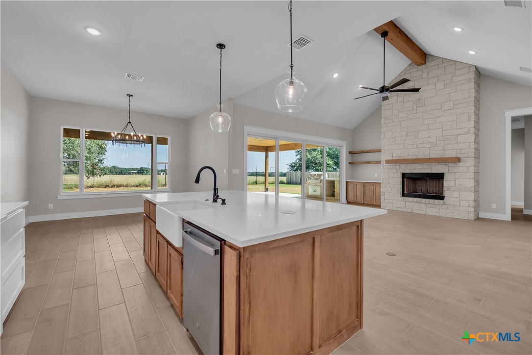 6901 Cherry Laurel