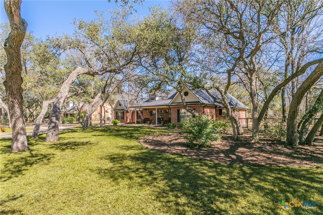 1301 Oaks Drive