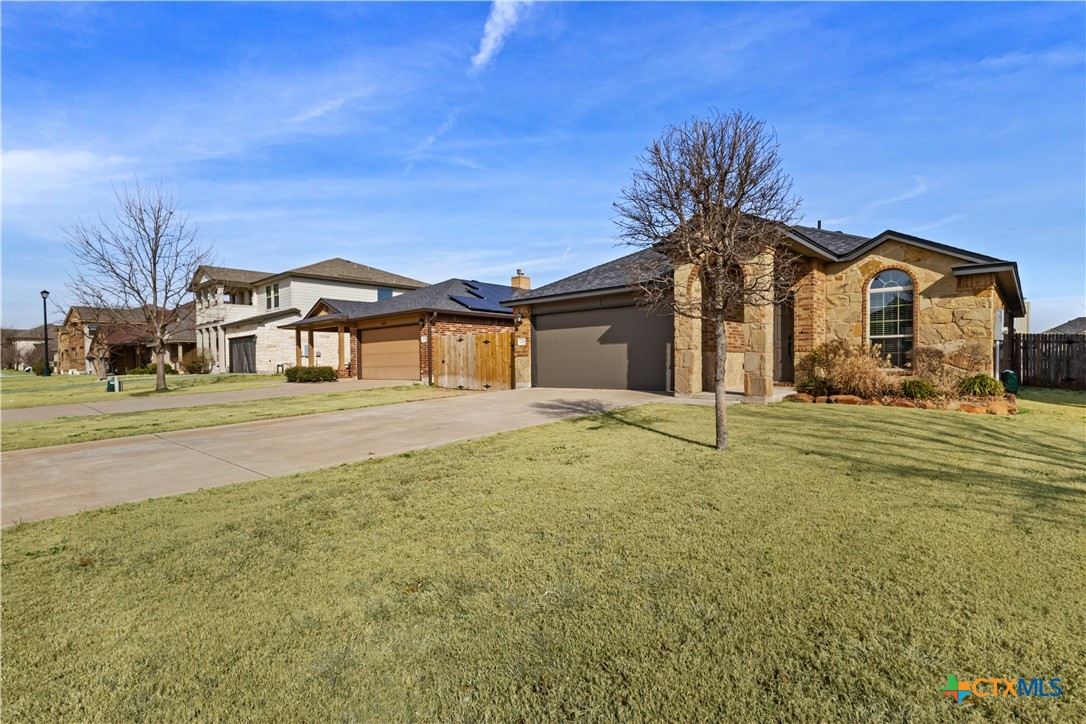 1227 Emerald Gate Drive