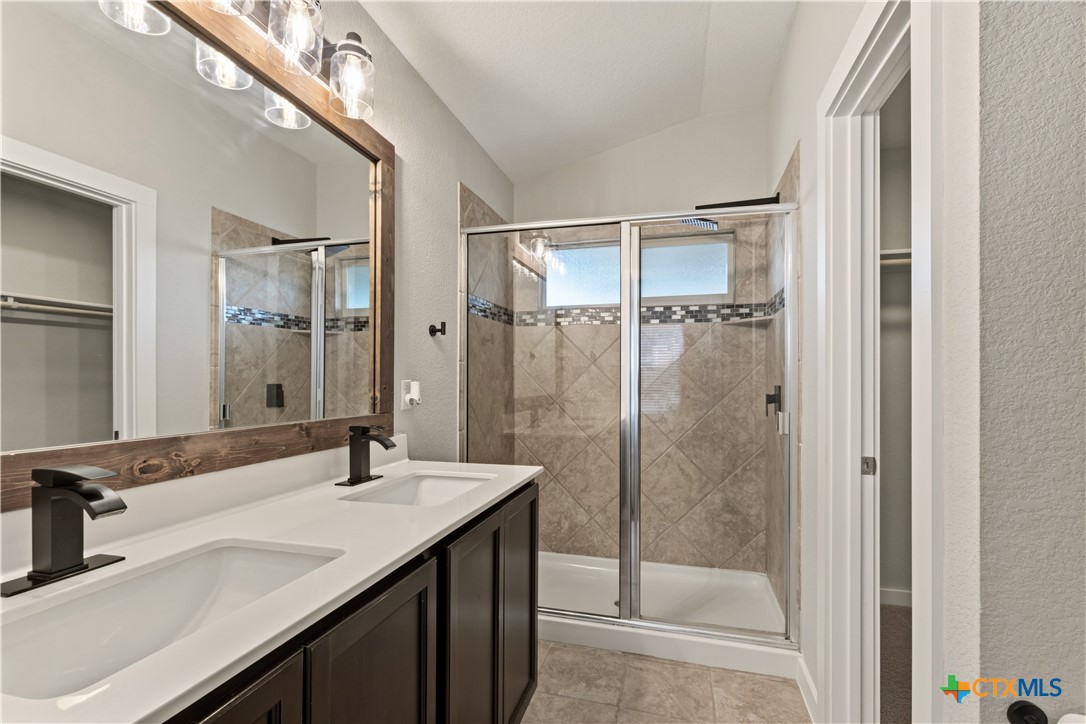 1227 Emerald Gate Drive