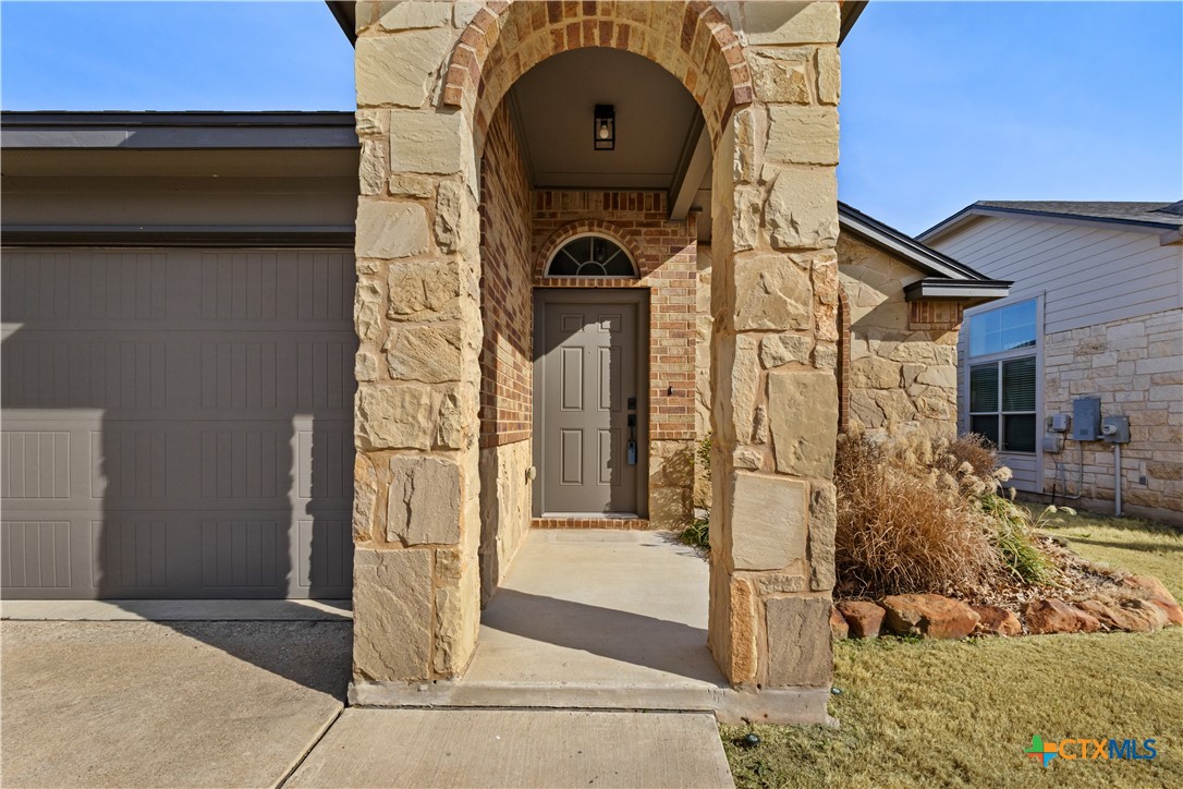 1227 Emerald Gate Drive