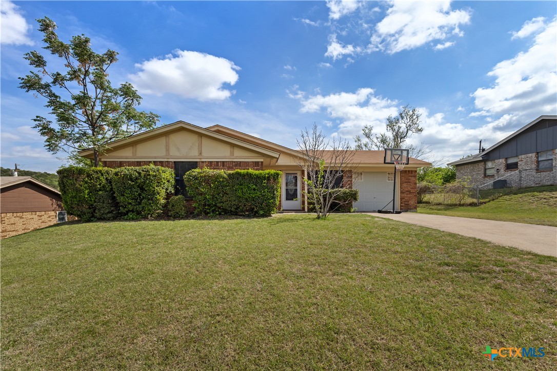 918 Marilyn Drive