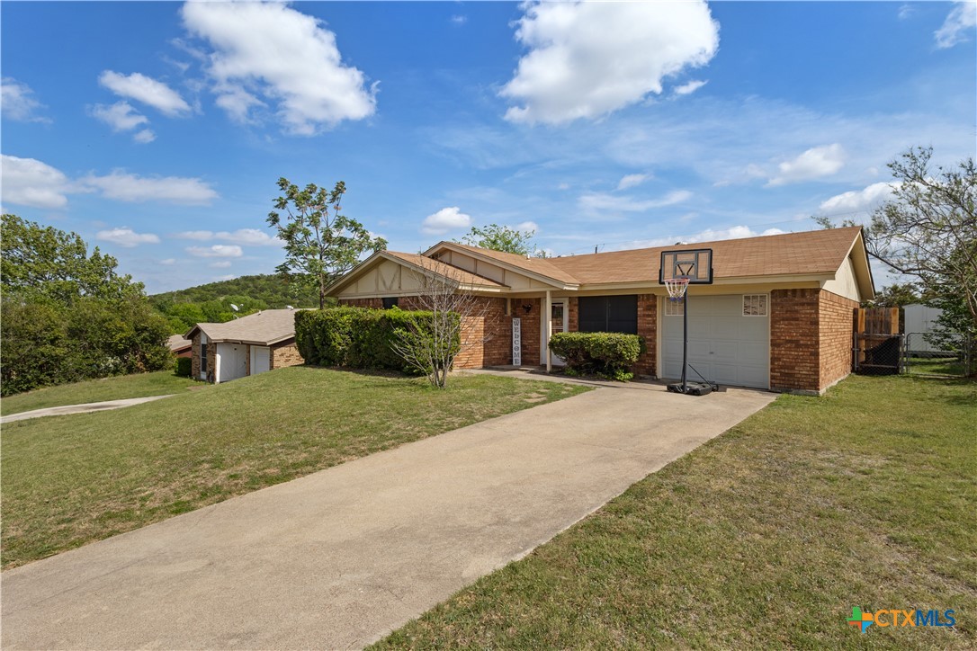 918 Marilyn Drive